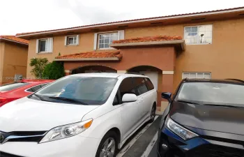 2 parking in the front