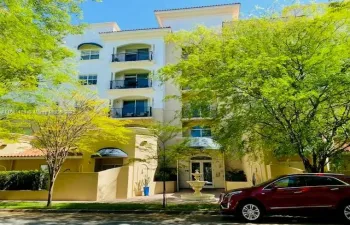 Front Bldg Entrance