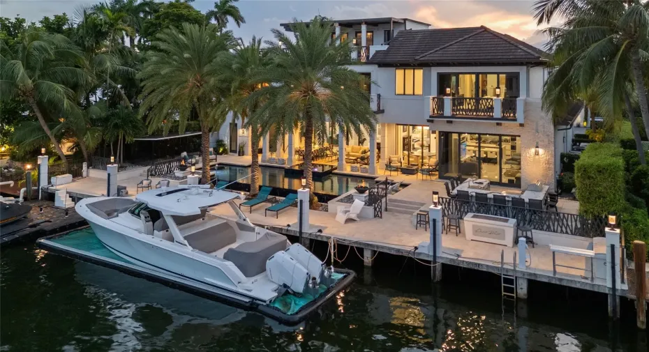 100 Ft DeepWater Frontage