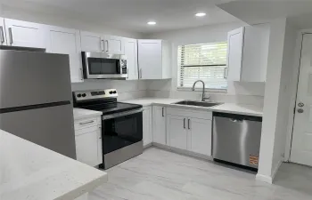 Brand new kitchen!!