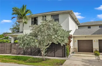 Townhouse For Sale