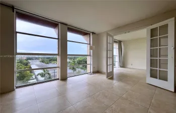 Living room/Den