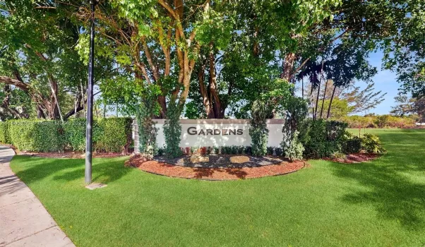 gated Gardens community at Huntington
