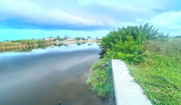 Canal View