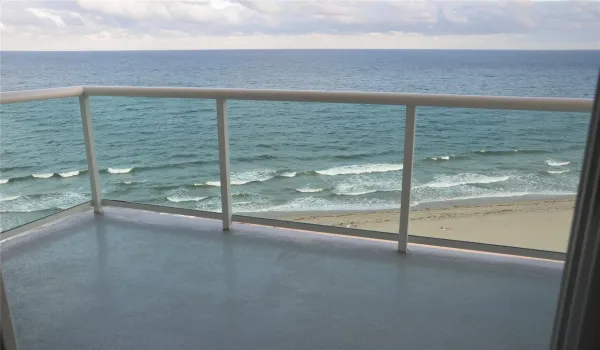 Direct Ocean View!