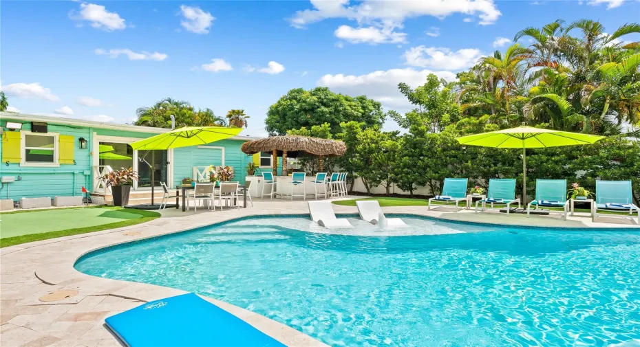 massive outdoor living area