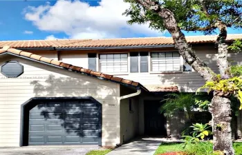 Welcome to the Vineyards. This beautiful home features a one car garage.
