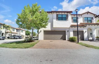 4 BEDROOM 3.5 BATH TOWNHOME TOTALS 1,714 SQ FT