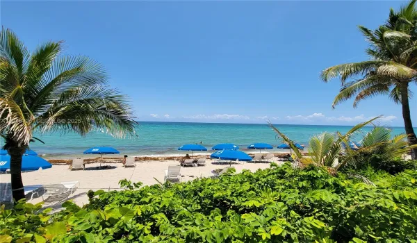 PRIVATE BEACH​​‌​​​​‌​​‌‌​‌‌​​​‌‌​‌​‌​‌​​​‌​​ ACCESS