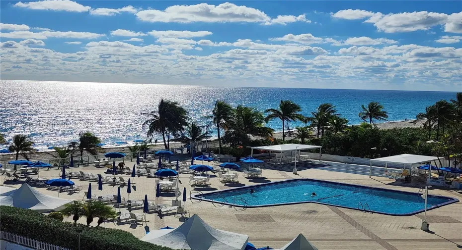 PARKER PLAZA SUNNY OCEANFRONT​​‌​​​​‌​​‌‌​‌‌​​​‌‌​‌​‌​‌​​​‌​​ POOL