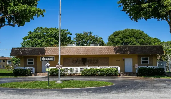 Oak Hills Condominium Clubhouse