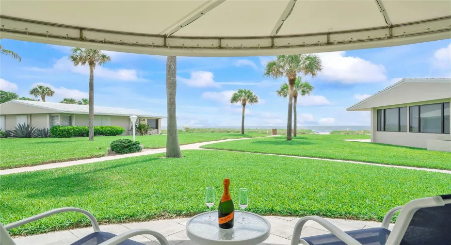 Enjoy the ocean 24/7