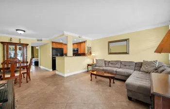 Welcome to 9121 Sunrise Lakes Blvd # 106 Sunrise, FL 33322