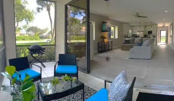 View of the entire patio and living area !