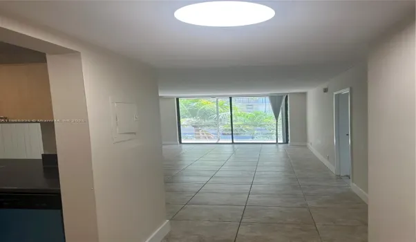 Welcome to Unit 3P. Turnkey ready to move-in.