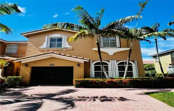 Townhouse For Sale