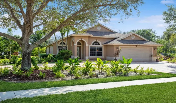 ANNUAL UNFURNISHED
RENTAL