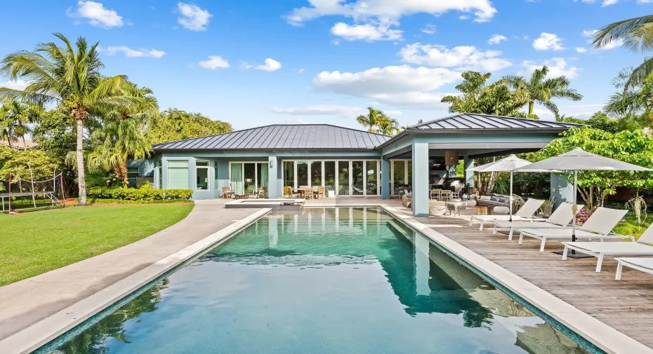 Experience the perfect blend of luxury and relaxation with a spa, pool, covered patio, putting green, summer kitchen and plenty of green space. This is within your fingertips.