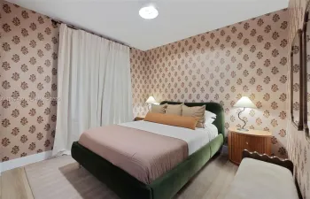 Primary Bedroom - Queen Bed