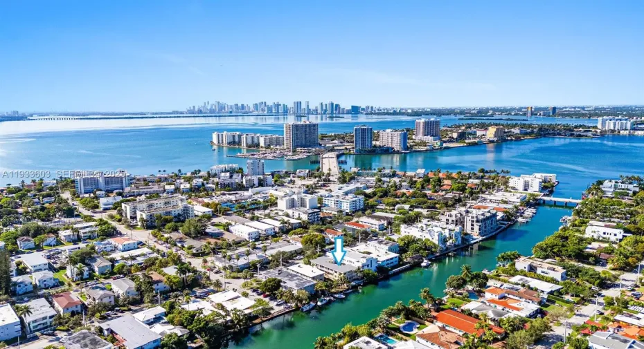 Great waterfront location with access to the Bay.