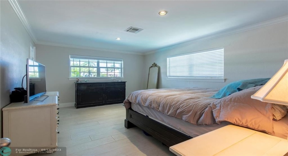 Large master suite with cabana bath and walk-in closet.