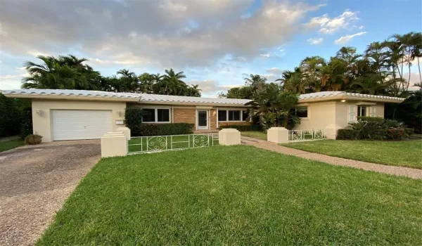 3BR Hm close to the Ocean