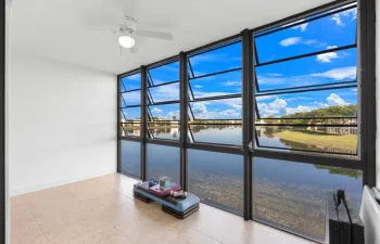 WELCOME TO PARADISE !