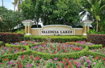 valencia-lakes-boynton