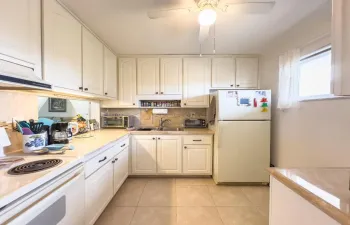 E520CC56-E54F-4730-88DB-F3E0C3715E66