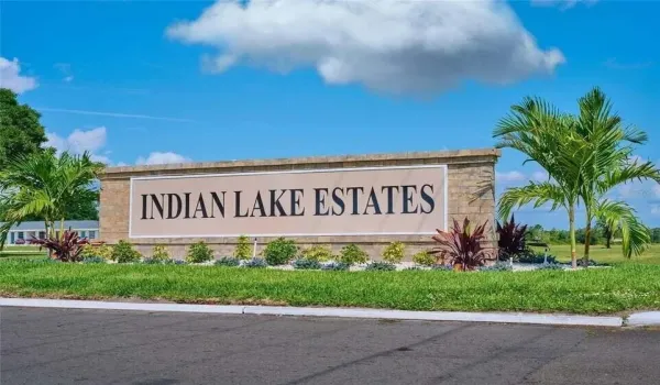 Indian lake entrance