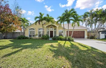 184 SW Hide Place, Port Saint Lucie