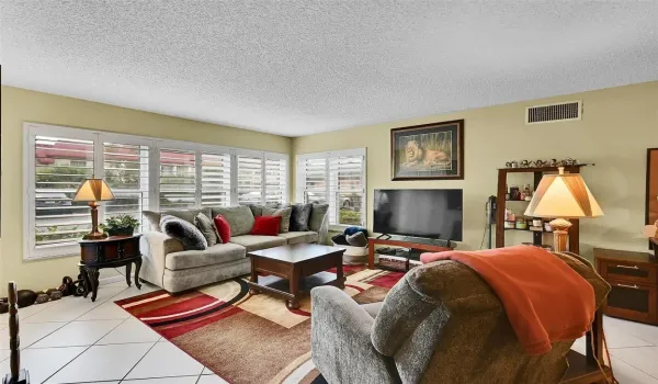 Living / Dining Room