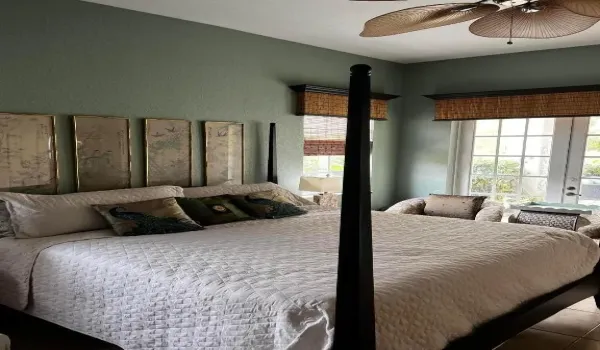 AF1EEB69-8673-42B2-898B-6F5EBD00FC68 (1)