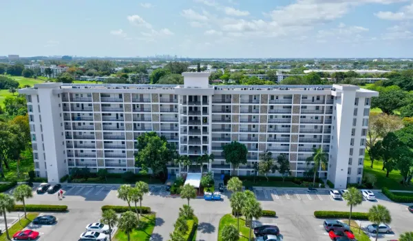 3050 N Palm Aire Dr., Apt 505, Pompano B