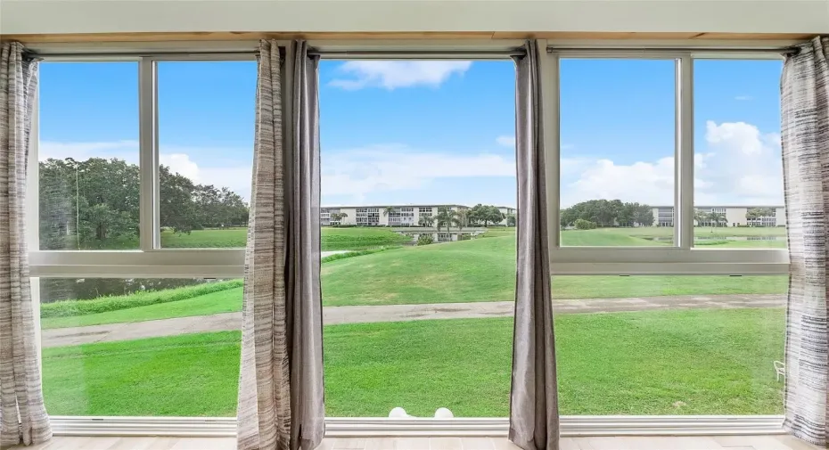 GOLF COURSE LAKE VIEW