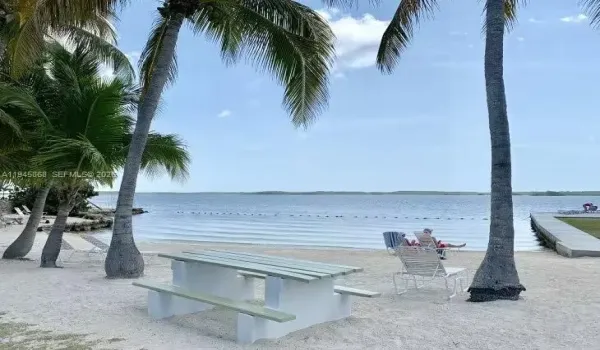 HOMEOWNERS PARK WITH BEACH/BOAT RAMP