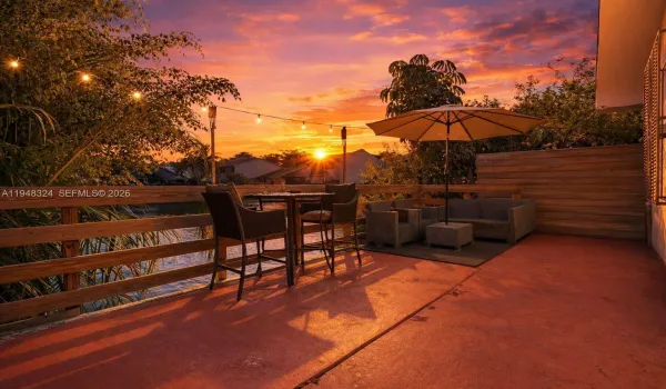 Corner Lot Residence