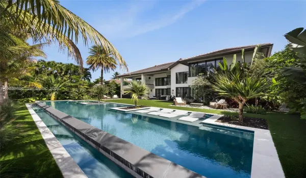 Resort like outdoor area
