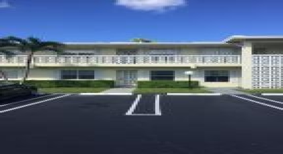 1121 Cactus Terrace Unit 103, Delray Beach, Florida 33445, 2 Bedrooms Bedrooms, ,2 BathroomsBathrooms,Condominium,For Sale,Cactus,1,RX-10887404