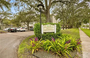 Just Listed for Sale Stunning unit in the heart of Plantation by Andrea Guzman