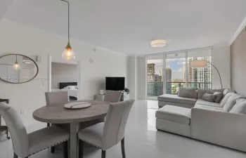 Gorgeous west-facing view of the Miami River and the Miami skyline