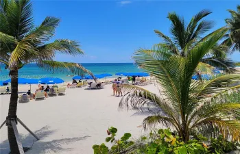 PRIVATE BEACH ACCESS