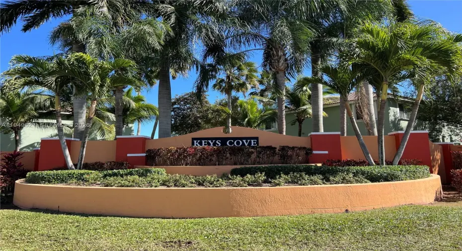 Keys Cove Entrance