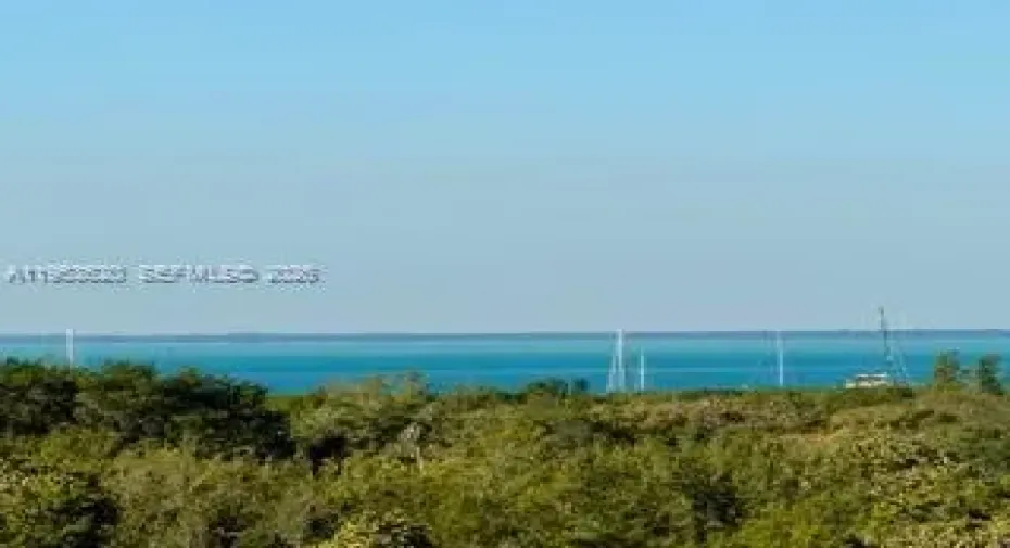 Ocean View and Crandon National Park View
