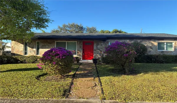 Wonderful single family rental home seeking a new family to create new memories!