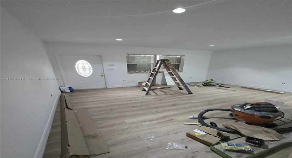 1701 N TREASURE DRIVE # 5 NORTH BAY VILLAGE FL. 33141