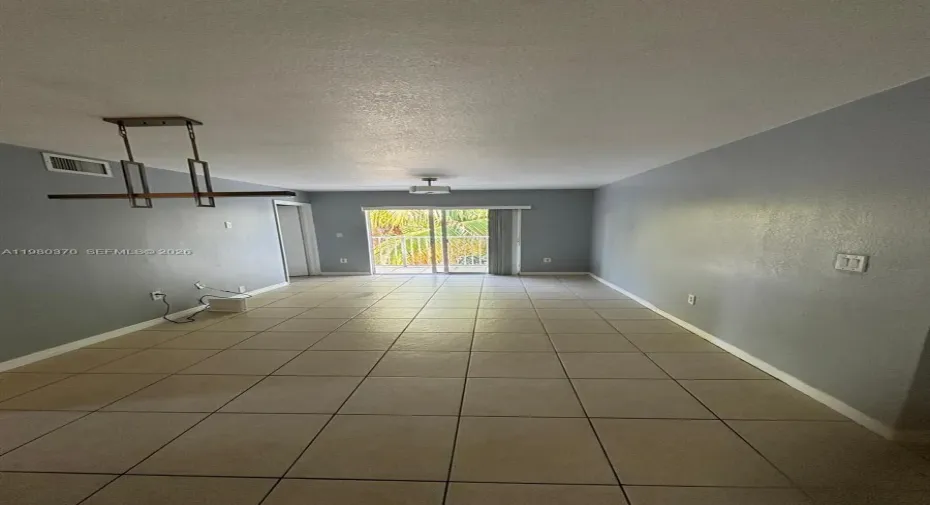 Dining & Living room