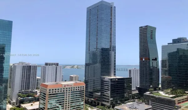 Great city view and entrance to Key Biscayne