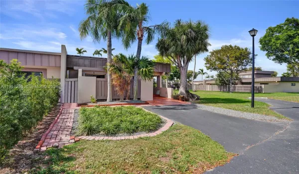 2 assigned spaces & ample guest parking