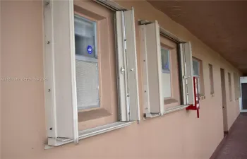 Hurricane protection at front